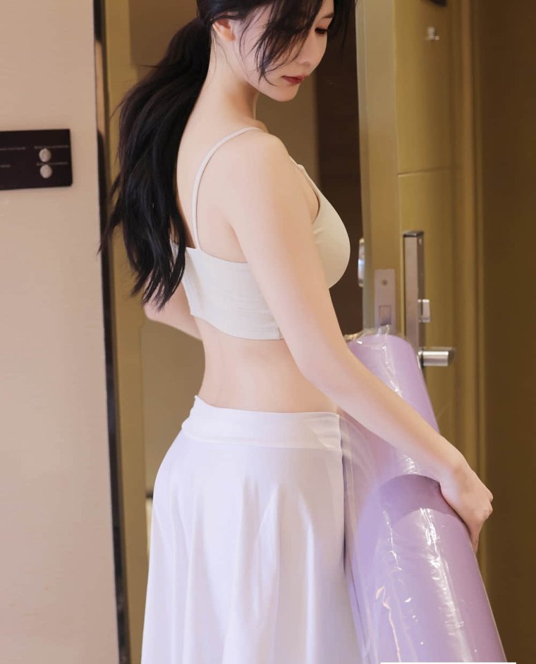 013-尹甜甜 瑜伽私教老师 [68P1V-195MB]