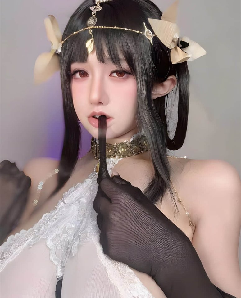 366-古阿扎 –古阿扎是猪微密圈付费入圈作品写真&视频合集